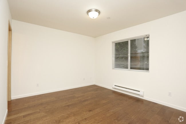 Brighton Square Apartments