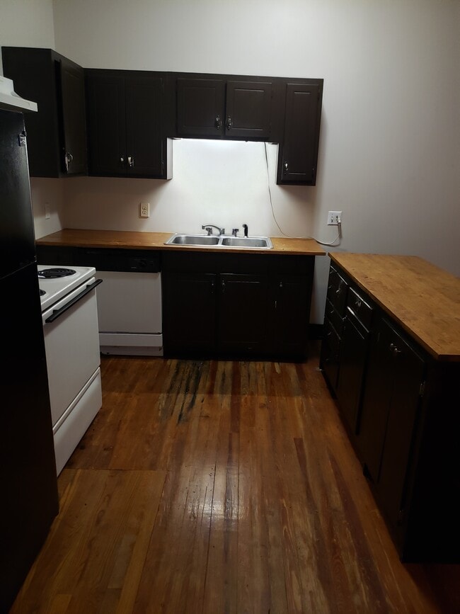Photo - 1422 Coker Ave Unit Apt 2