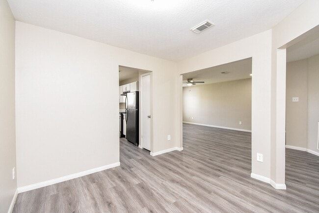 Photo - 12727 Rockford Dr Casa