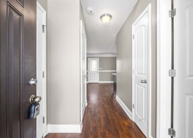 Photo - 1103 Medallion Ct
