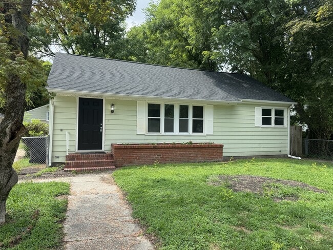 Building Photo - 1108 Brittingham St