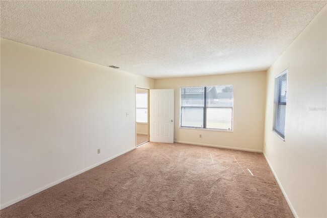 Photo - 709 Mosley Rd