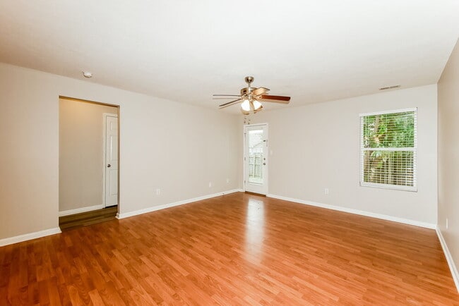 Photo - 5544 Wild Horse Dr