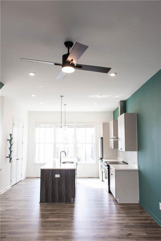 Photo - 728 Perch Pl