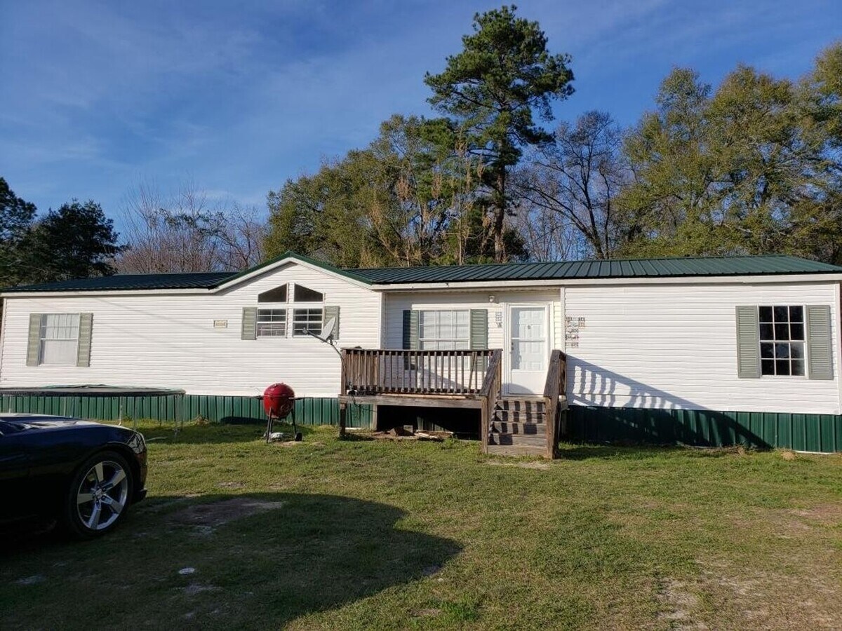 Large 3 bedroom 2 bath Rental House Rental in Dublin, GA