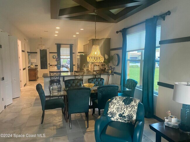 Photo - 766 Simeon Dr