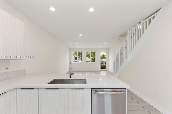 Photo - 6416 NW 102nd Ct