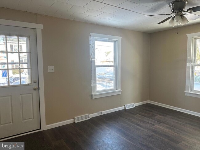 Photo - 1012 North St