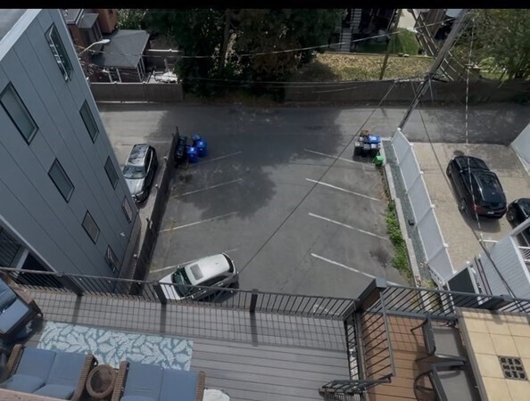 Photo - 821 E Broadway