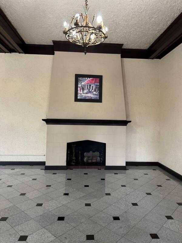 Photo - 3541 N Meridian St Unidad Apt 201