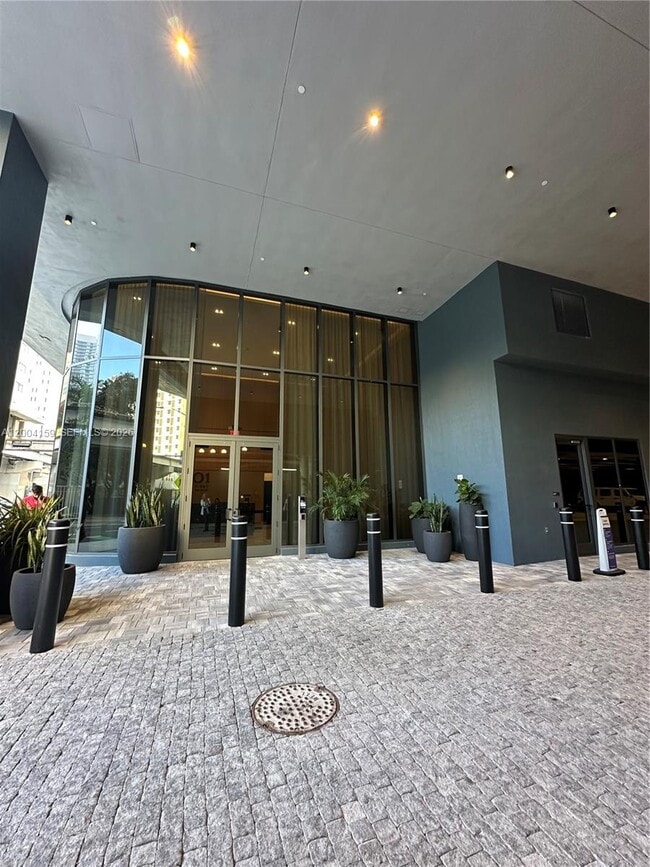 Photo - 121 NE 5th St Unit 2712