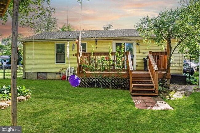 Photo - 5913 Vine Dr House