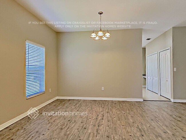 4992 Outlook Dr