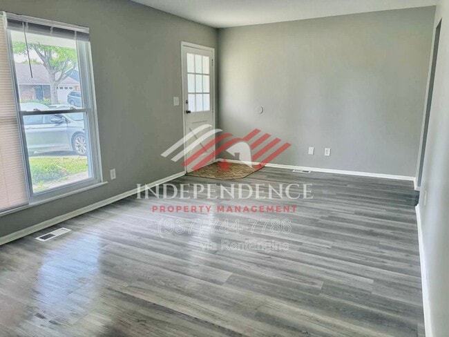 Photo - 136 Rogers Dr