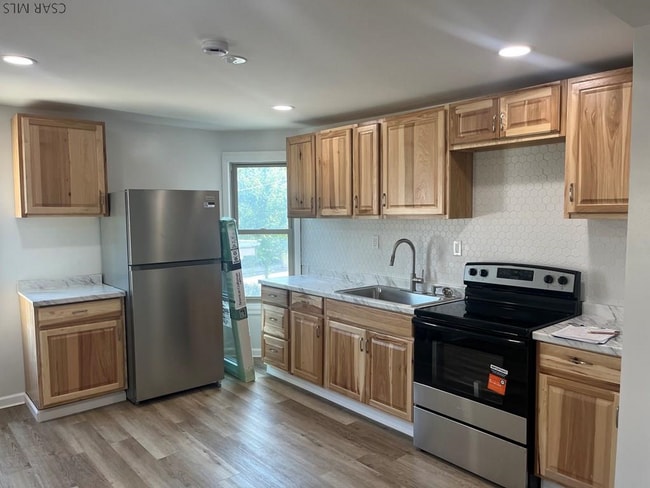 307 Market St