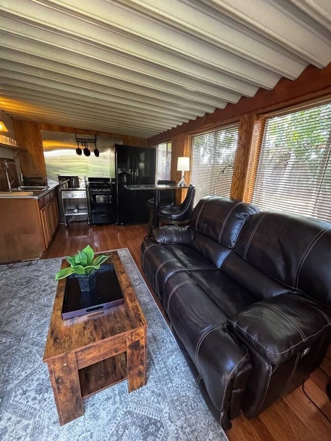 Photo - 487 Lado De Loma Dr Unidad 1