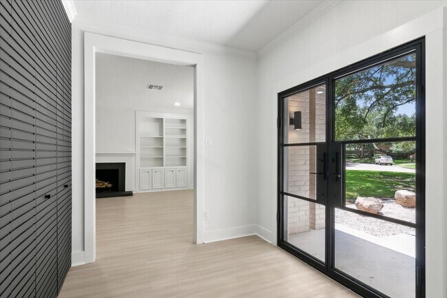 Photo - 4360 Thomas Ln House