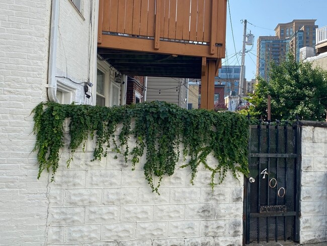 Photo - 400 S Exeter St