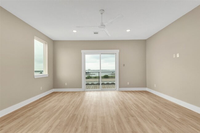 Photo - 28 Cmdr. Runco Ln