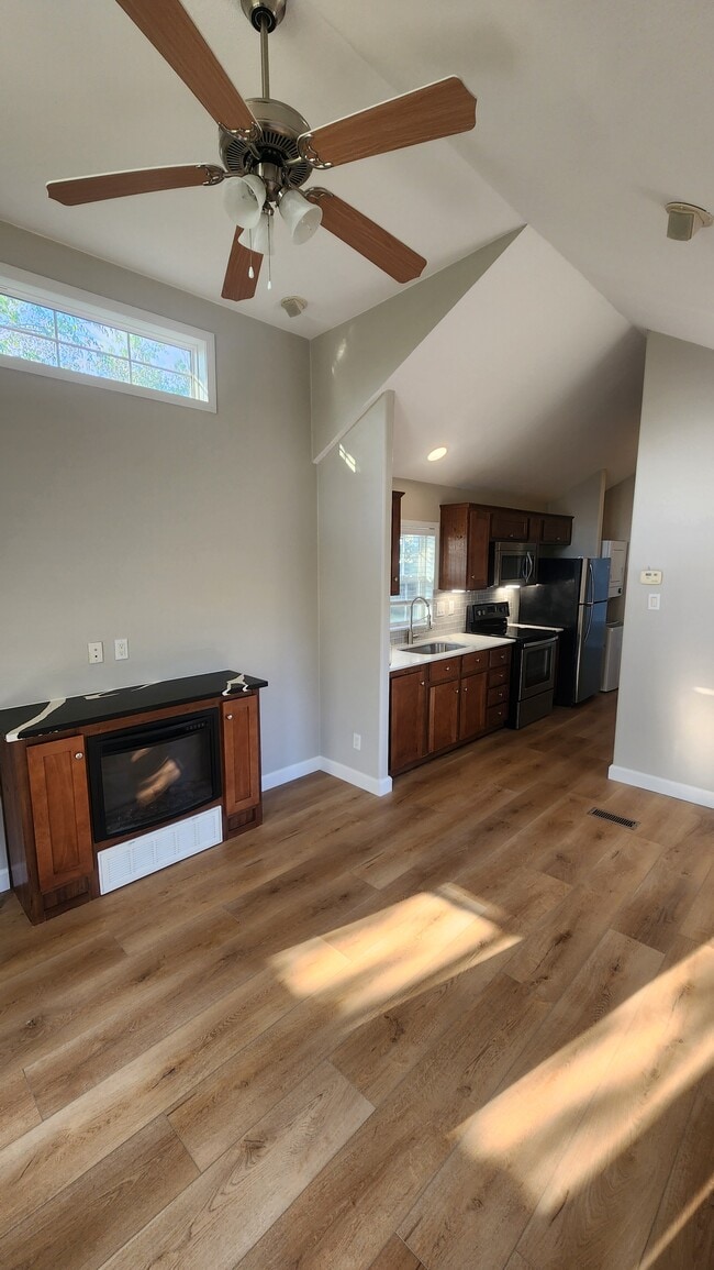 Photo - 5677 FM 1516 N