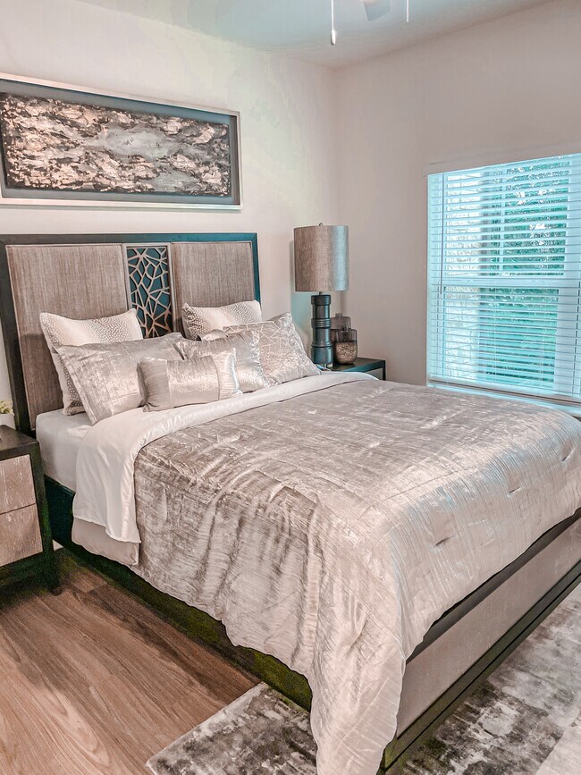 Avanti Legacy Valor Heights