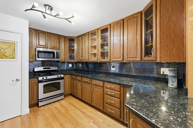 Photo - 4656 N Narragansett Ave