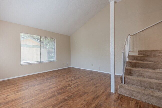 Photo - 9524 Quail Village Ln