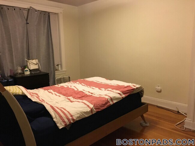 Photo - 88 Maple St Unit 1