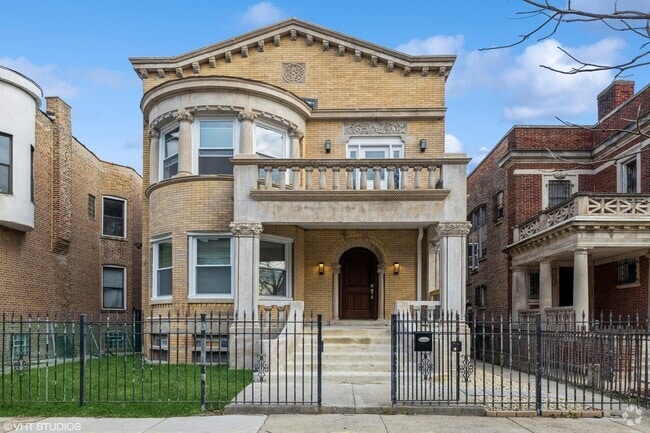 Building Photo - 5353 S Michigan Ave Rental