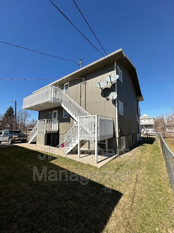 Photo - 1300 6th Ave S Unit #01
