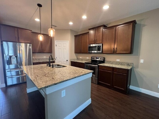 Photo - 14036 Lonecreek Ave