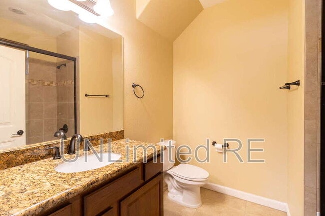 Photo - 425 E Woodland Dr