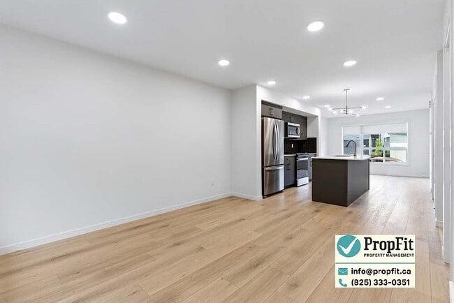 Photo - 7324 Klapstein Cres SW Unit Ground Floor