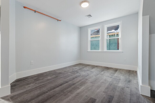 Photo - 108 Paul Gore St