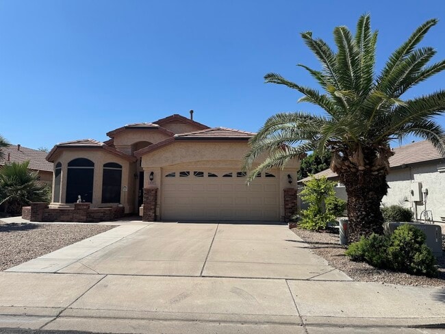 Building Photo - 6411 W Adobe Dr Rental