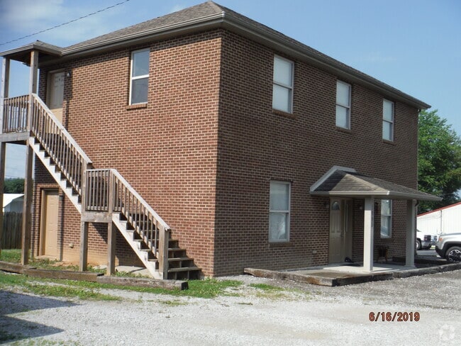 Building Photo - 1995 KY-90 Unit Downstairs A Rental