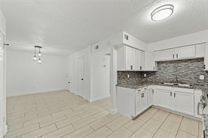 Photo - 9524 Military Pkwy
