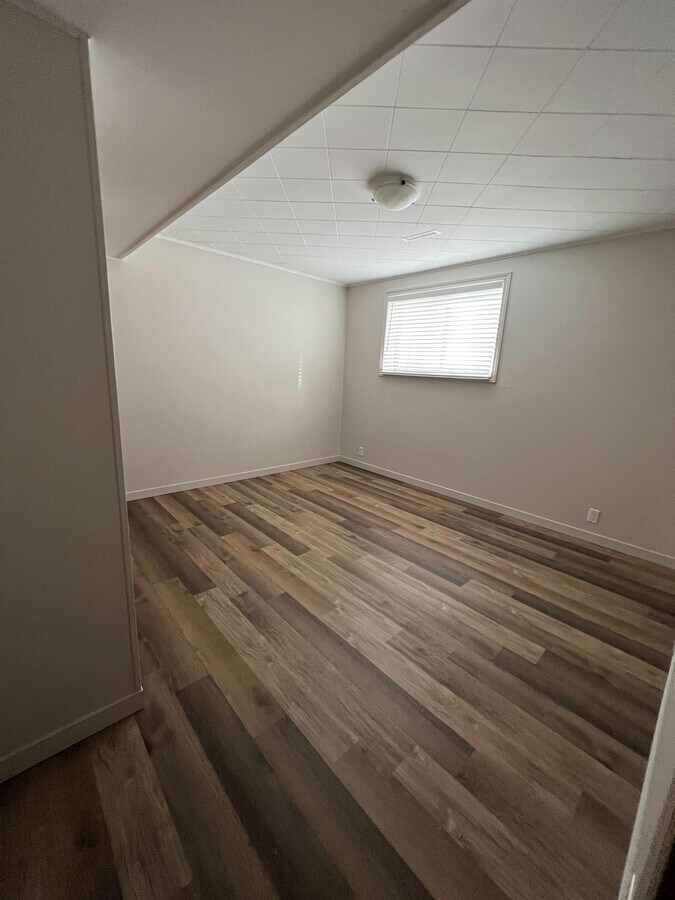 Photo - 1635 Lacon St