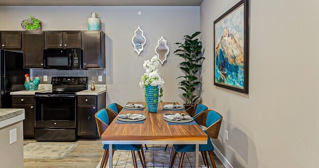 Photo - Paragon Westover Hills Apartments