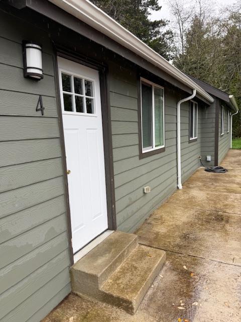 Building Photo - 3440 S Hwy 101