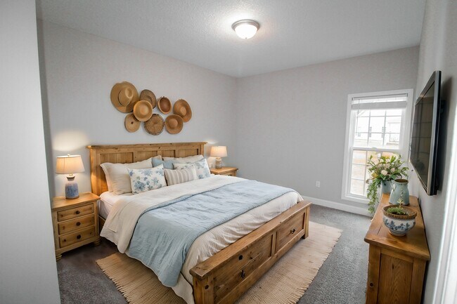 Photo - 605 Sugar Maple Dr