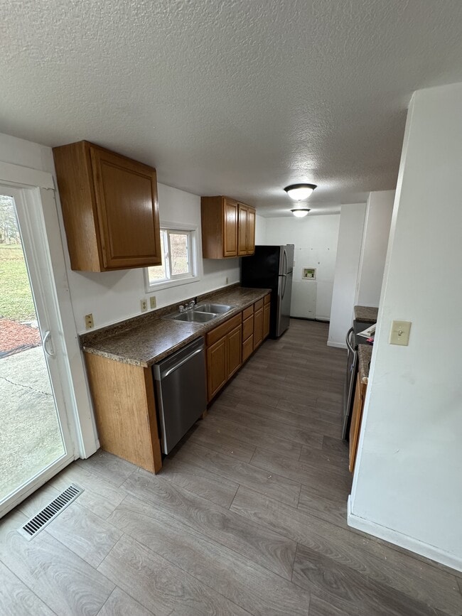 Photo - 2524 Cle Elum Dr