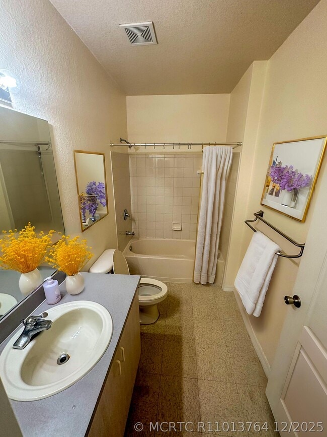 Photo - 164 SW Peacock Blvd Unit 33-207