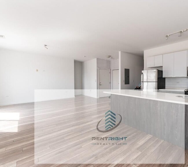 Photo - 2700 W North Ave Unit 202