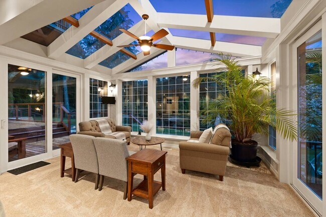 Photo - 26450 Ferguson Av