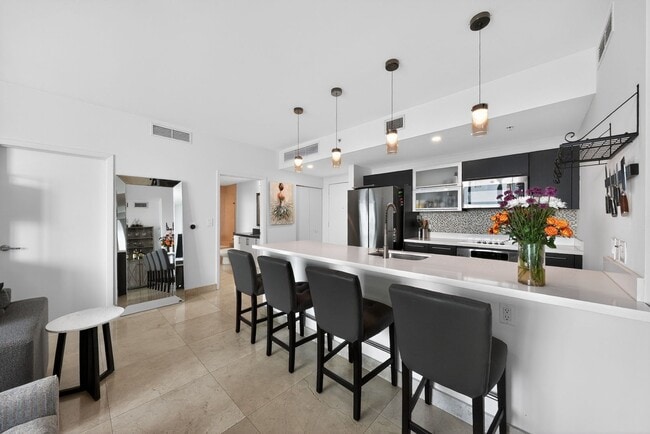 Photo - 90 SW 3rd St