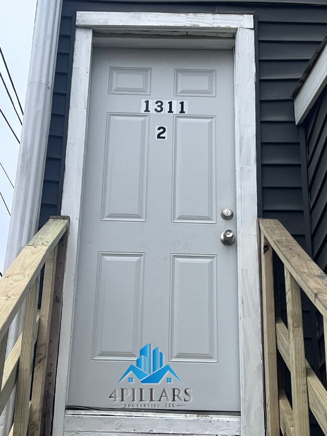 Photo - "Charming 3-Bed Gem in East Chicago – Spacious 1066 Sq Ft Retreat!" Unit 2