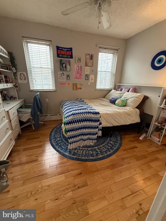 Photo - 740 St Albans St