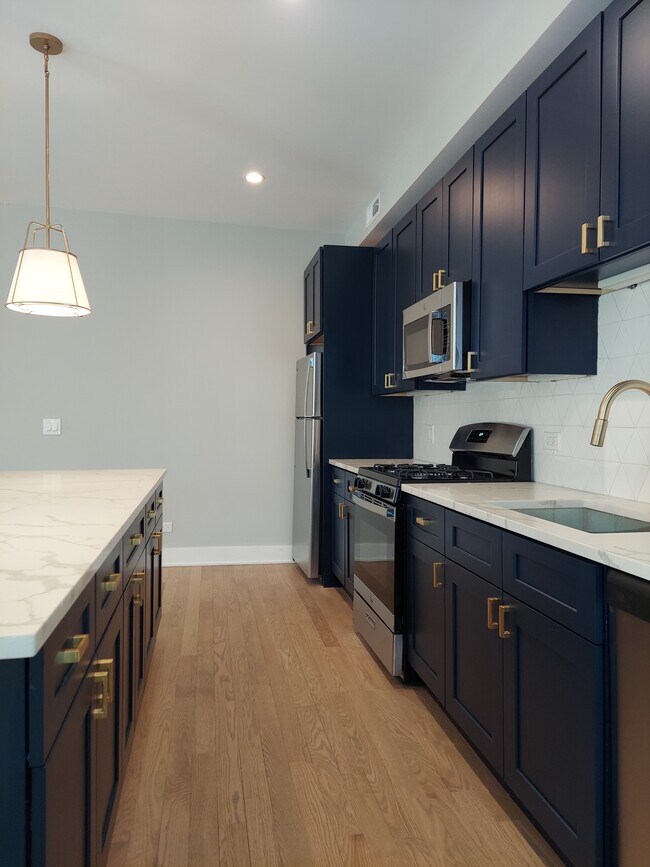 Photo - 4409 N Seeley Ave Unit 1A