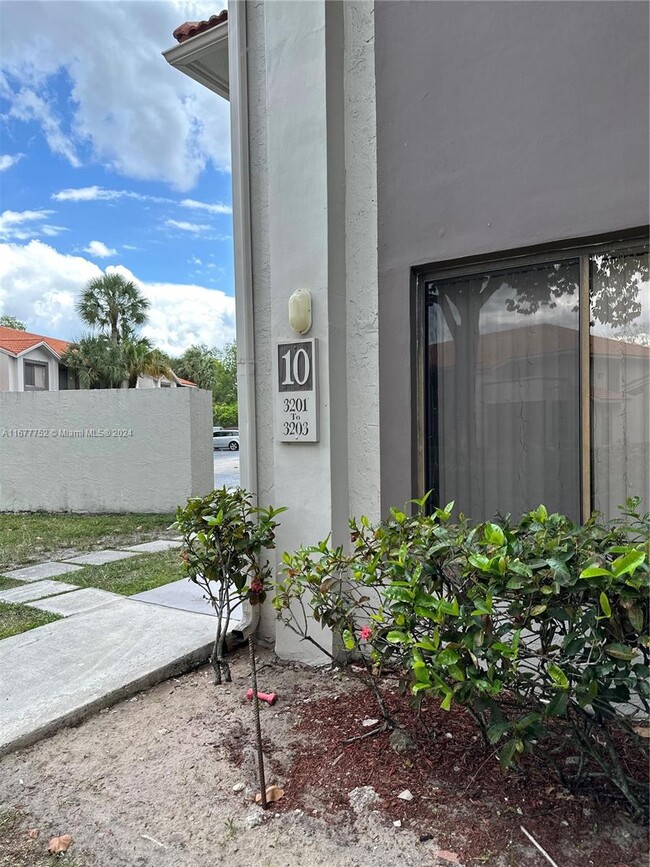 Photo - 3203 Coral Lake Dr Condominio Unidad 3203